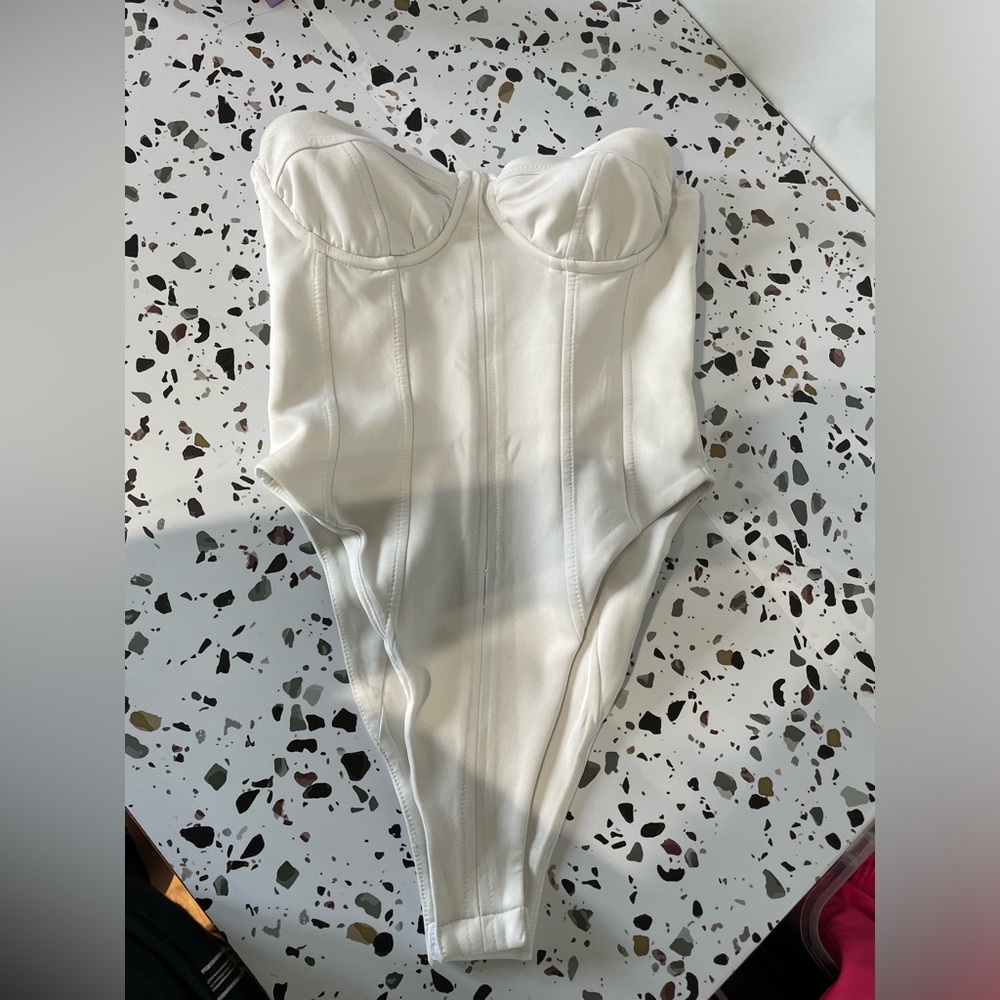 Princess Polly body